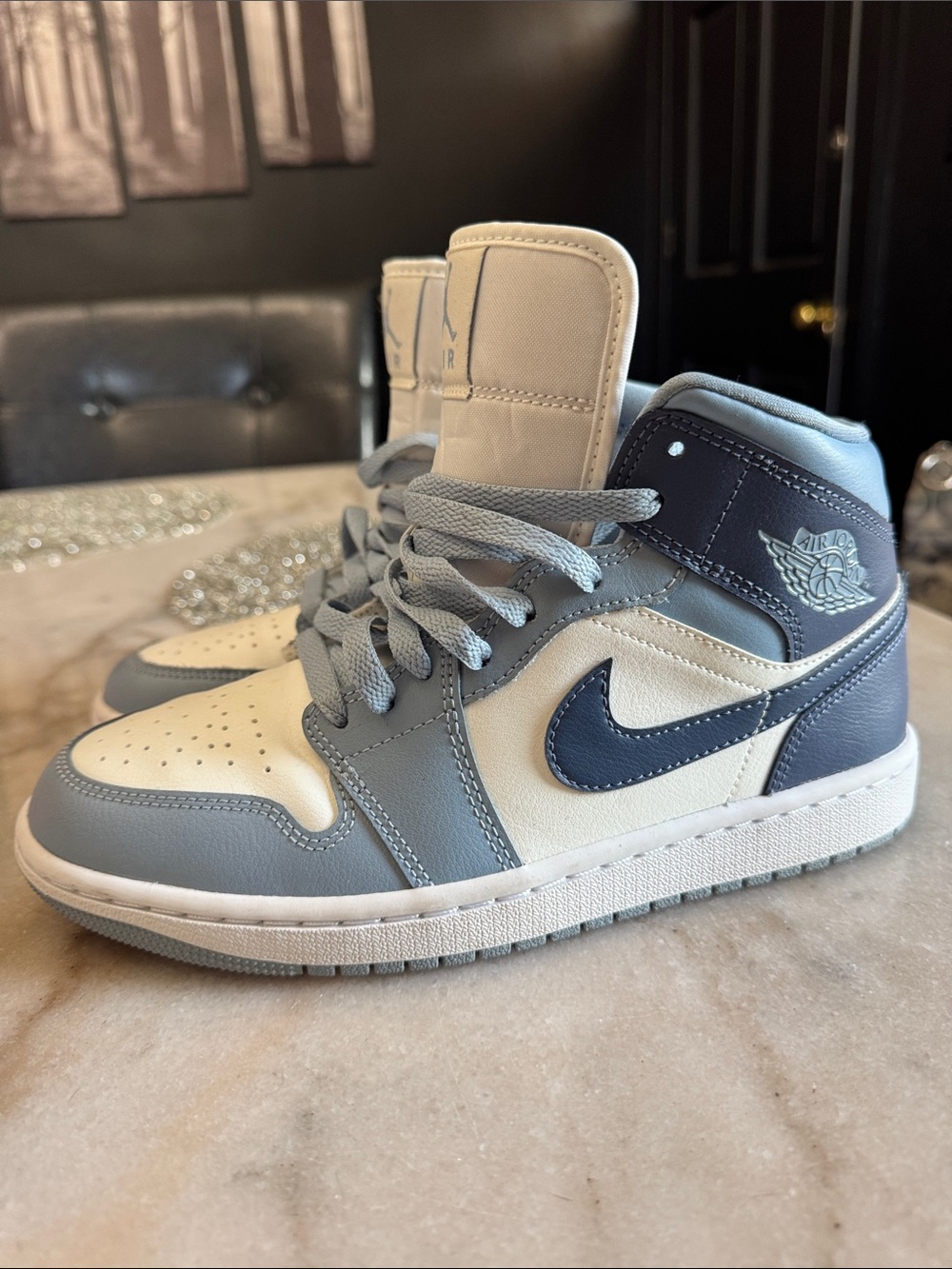 Nike Air Jordan 1 Mid - Light Gray, Cream, Navy